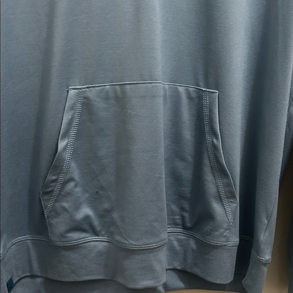 BAREFOOT DREAMS SOFT HOODIE SWEATSHIRT - Picture 4 of 6